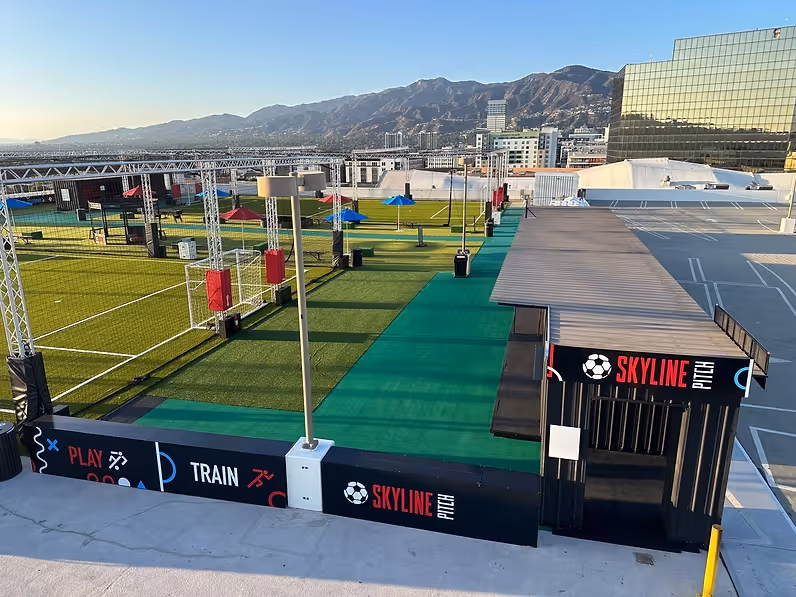 Skyline Pitch rooftop environment